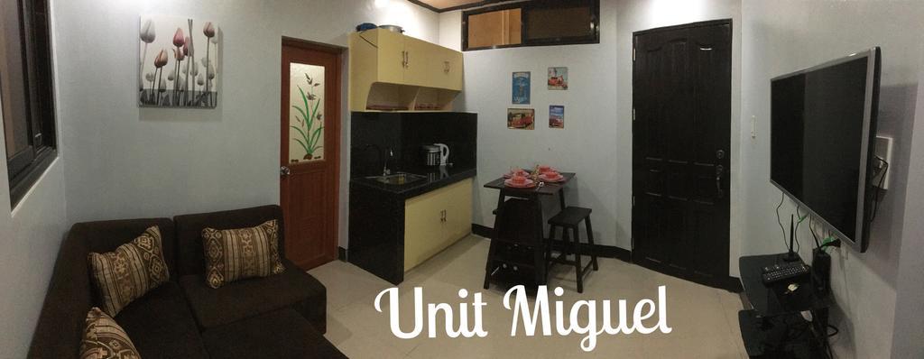 La Famille Hotel Baguio City Exterior photo